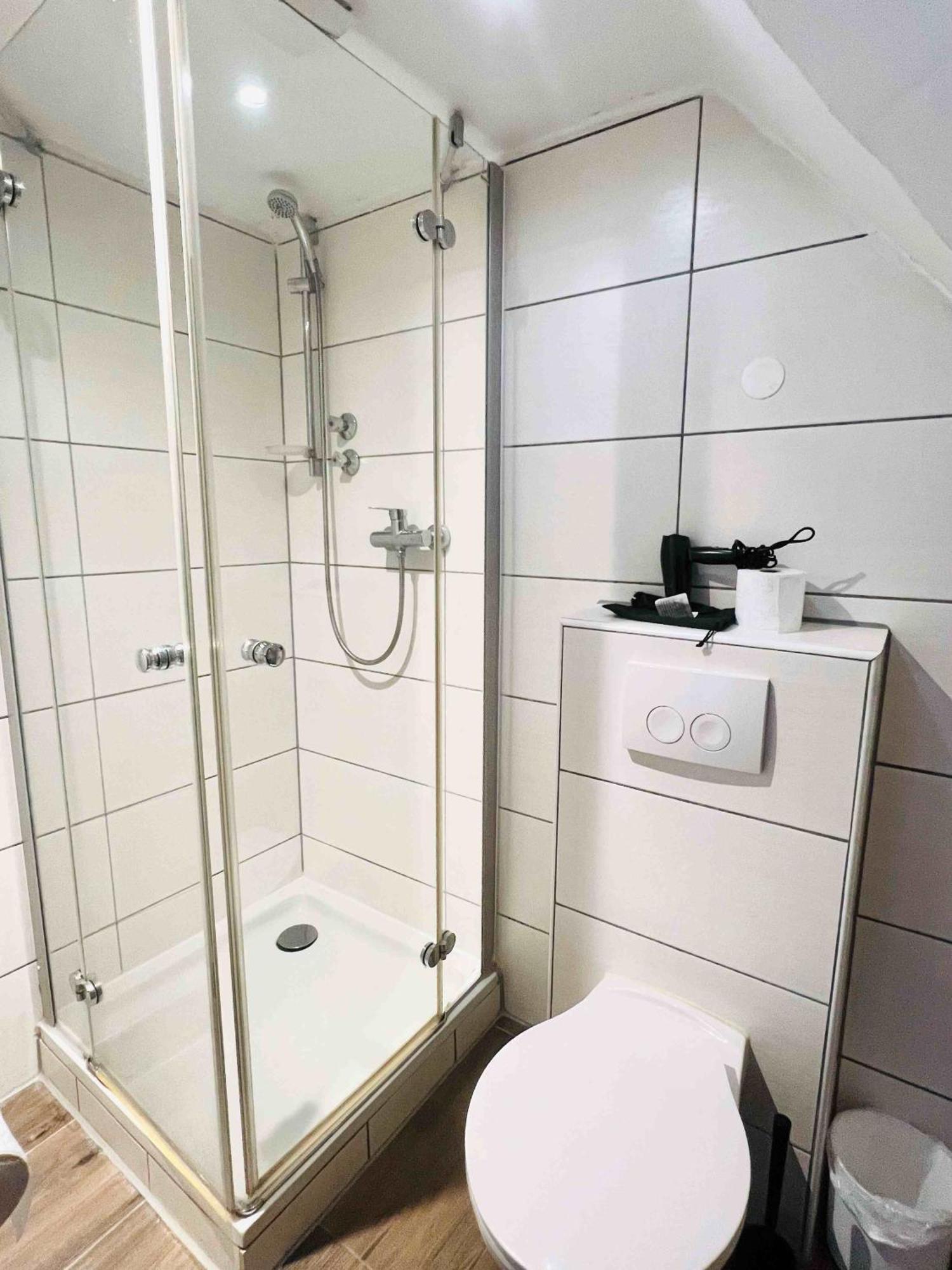 Hotel Neo Cologne Bonn Airport Росрат Экстерьер фото